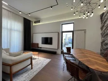 135 м², 3-комн. квартира, 7/7-2