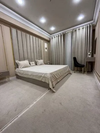 80 м², 3-комн. квартира, 2/9-0