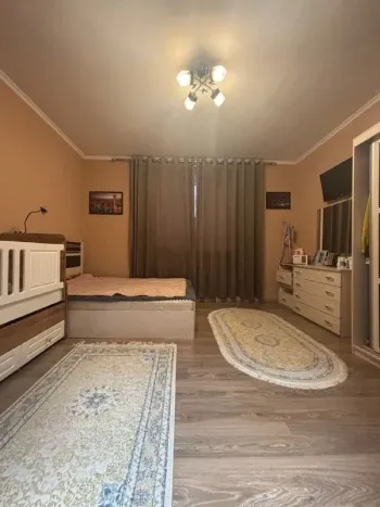 54 м², 2-комн. квартира, 3/3-1