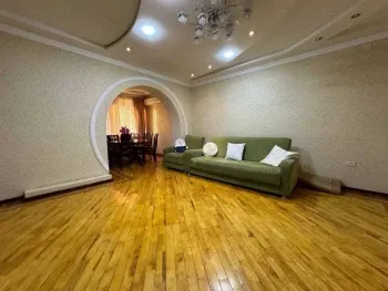 143 м², 5-комн. квартира, 5/5-3