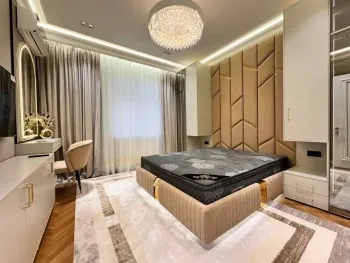 127 м², 4-комн. квартира, 4/8-0