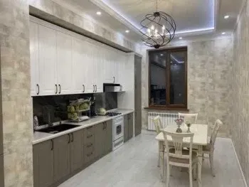 200 м², 5-комн. квартира, 7/8-3