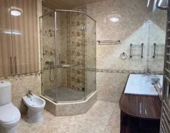 286 м², многокомнатная квартира, 4/5-2