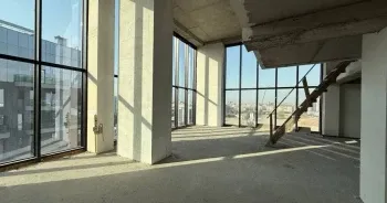 359 м², многокомнатная квартира, 8/8-3