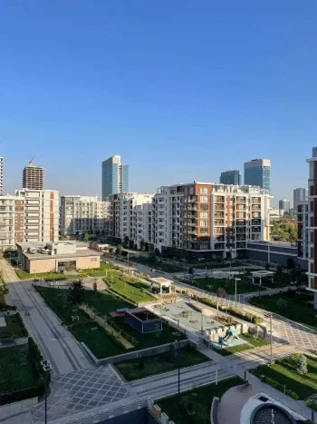 91 м², 3-комн. квартира, 2/8-0