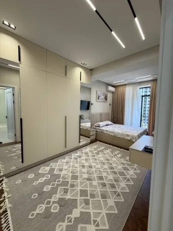 88 m², 3-xonali kvartira, 4/10-3