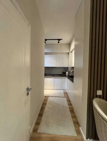 61 м², 3-комн. квартира, 4/8-3