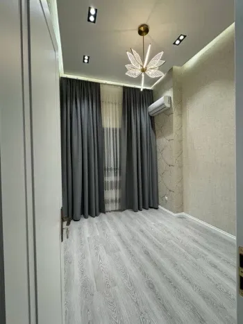 134 м², 3-комн. квартира, 1/8-3