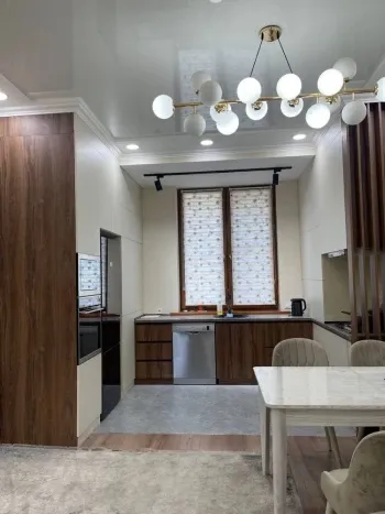 105 м², 3-комн. квартира, 8/9-2