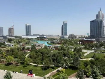 180 м², 3-комн. квартира, 7/7-1