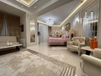210 м², 3-комн. квартира, 3/7-3