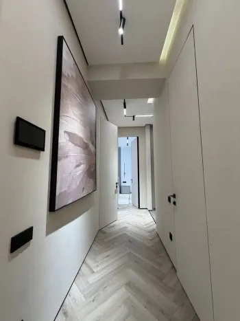 350 м², 5-комн. квартира, 7/8-2