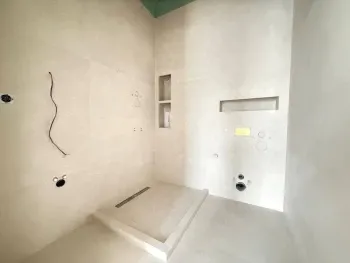 130 м², 5-комн. квартира, 9/10-2