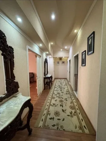 180 м², 4-комн. квартира, 3/7-0