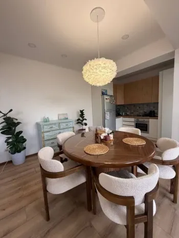 100 м², 3-комн. квартира, 4/4-2