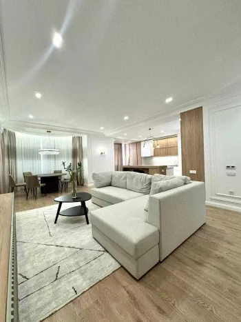 80 м², 3-комн. квартира, 3/9-1