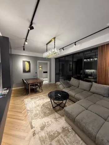 130 m², 3-xonali kvartira, 2/8-3