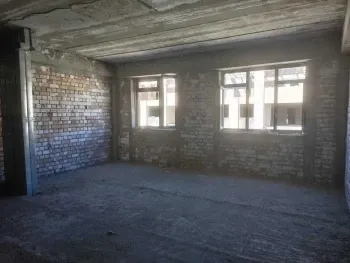 42 м², 2-комн. квартира, 1/7-0