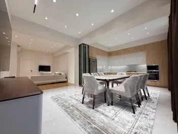 127 м², 3-комн. квартира, 3/7-3