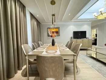 130 м², 4-комн. квартира, 8/9-3