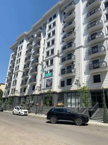 77 m², 3-xonali kvartira, 8/9-0