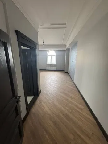 185 м², 4-комн. квартира, 6/6-3