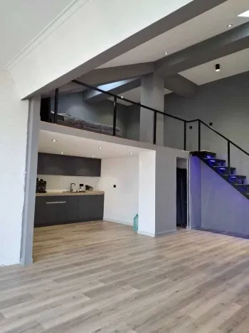 96 м², 2-комн. квартира, 6/6-2