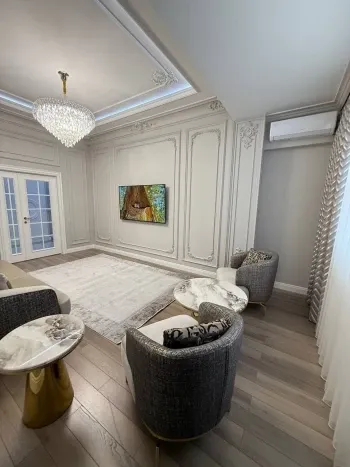 76 м², 2-комн. квартира, 2/9-1