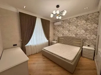 130 m², 4-xonali kvartira, 6/10-3