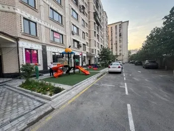 113 м², 3-комн. квартира, 2/10-0
