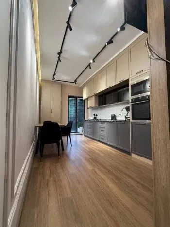 57 м², 2-комн. квартира, 3/10-0