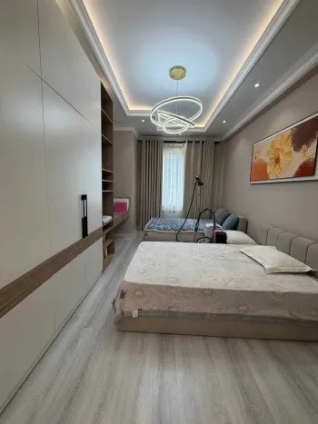 130 м², 4-комн. квартира, 7/10-2