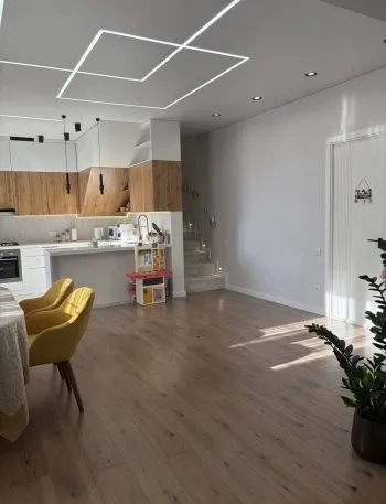 87 м², 3-комн. квартира, 8/8-3