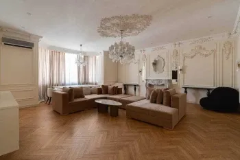 175 м², 3-комн. квартира, 6/6-0