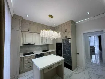 142 m², 5-xonali kvartira, 9/10-2