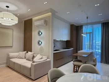 130 м², 4-комн. квартира, 3/6-1