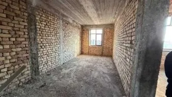 83 m², 2-xonali kvartira, 8/8-0