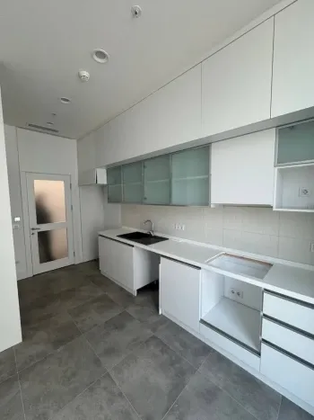 110 м², 3-комн. квартира, 14/51-3