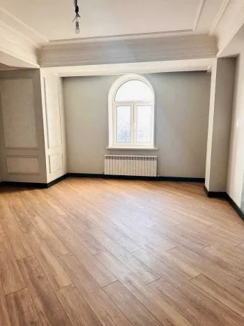185 m², 5-xonali kvartira, 6/7-2