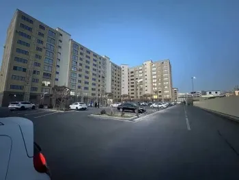81 м², 2-комн. квартира, 1/10-0