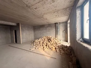 90 м², 3-комн. квартира, 8/10-2