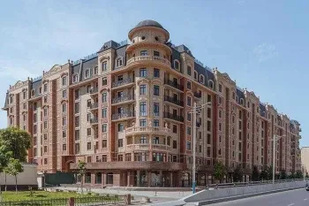 127 m², 4-xonali kvartira, 4/8-1