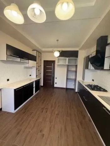 132 м², 3-комн. квартира, 8/8-3