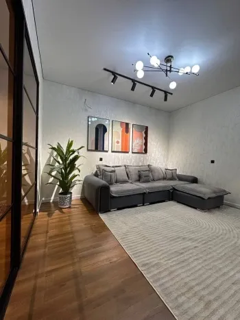 82 м², 3-комн. квартира, 7/12-3