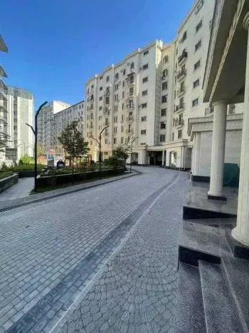 136 m², 3-xonali kvartira, 7/9-2