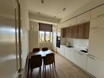 121 m², 4-xonali kvartira, 7/8-1