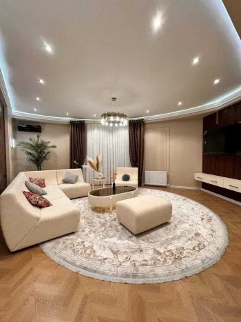 120 m², 4-xonali kvartira, 8/10-1