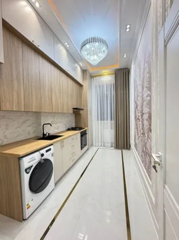 155 м², 5-комн. квартира, 8/8-1