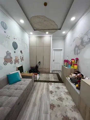 185 м², 5-комн. квартира, 1/9-3