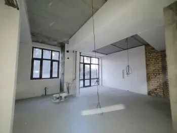 130 м², 4-комн. квартира, 1/6-2